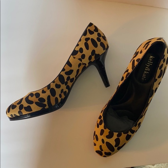Kelly & Katie Animal Print Heels - Picture 2 of 7